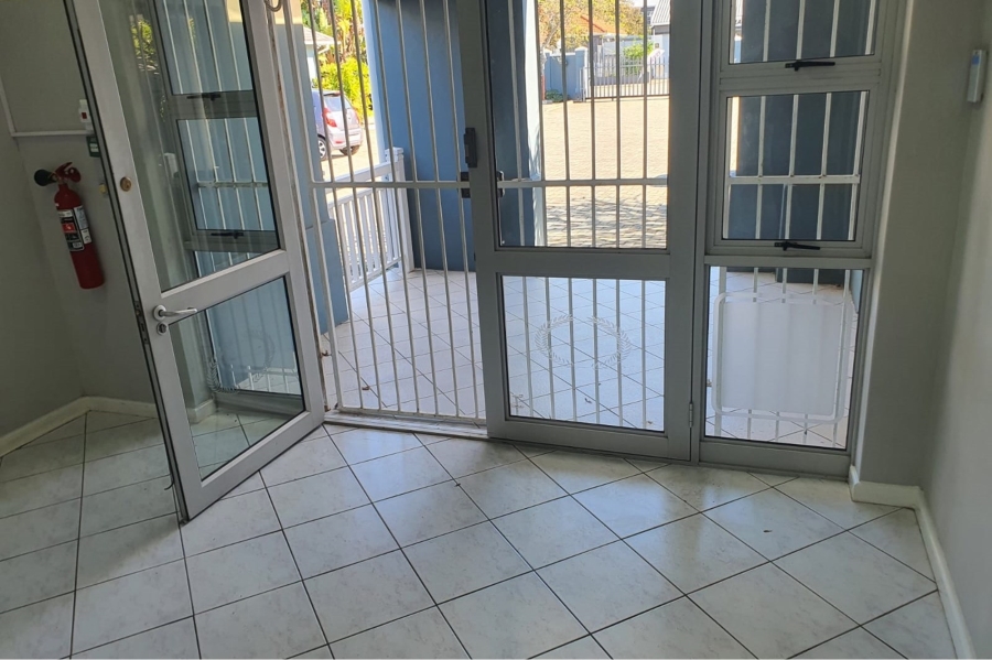 To Let commercial Property for Rent in Newton Park Eastern Cape